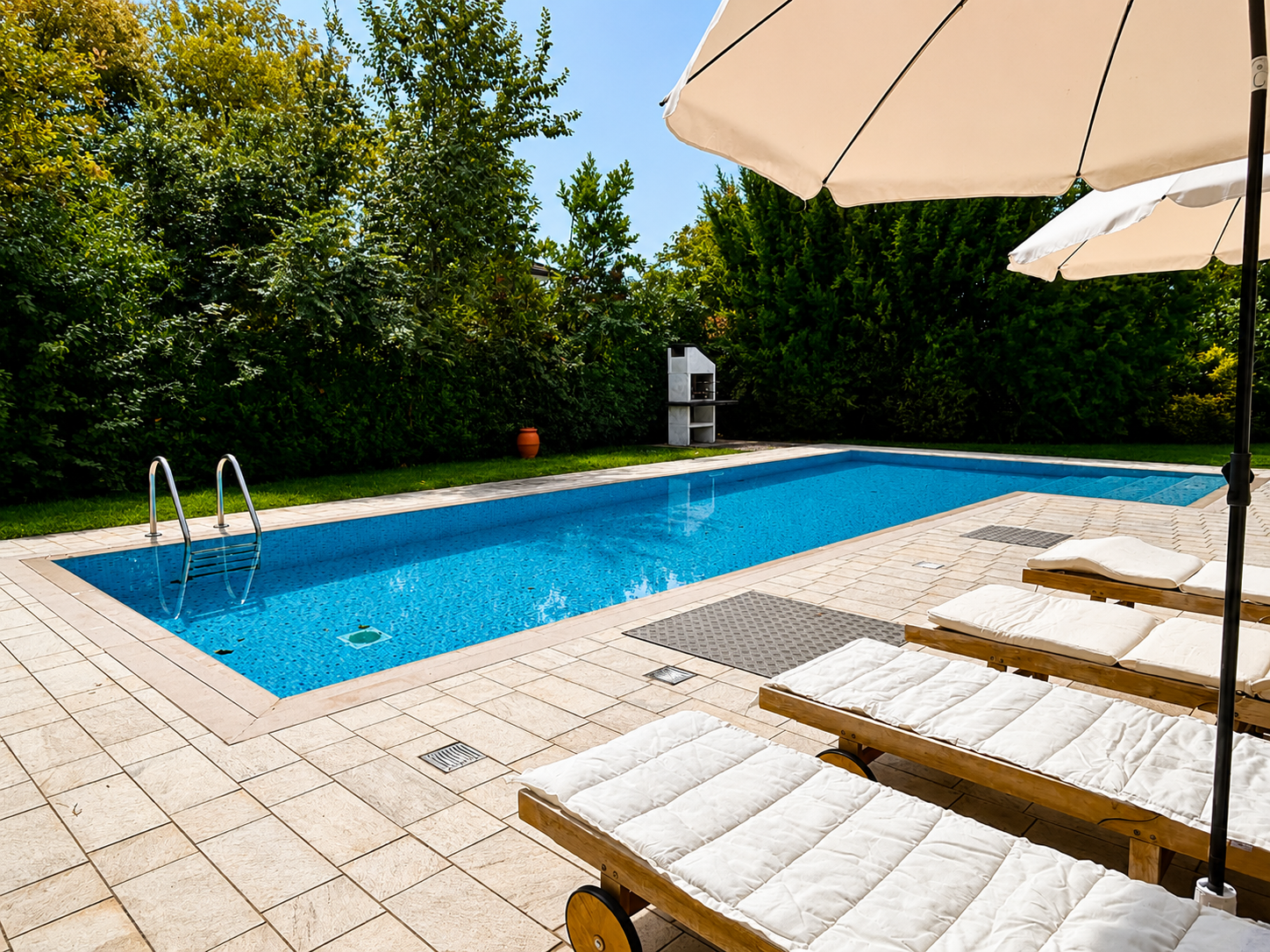 Piscina Villa Albarella