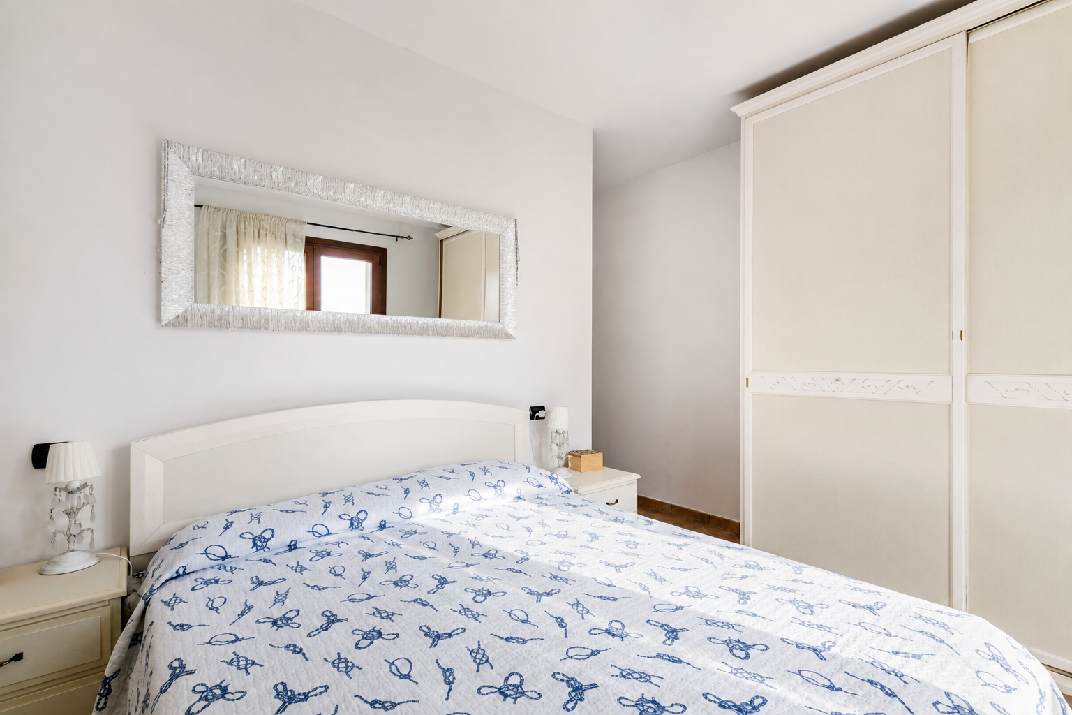 Villa Albarella — camera da letto 2