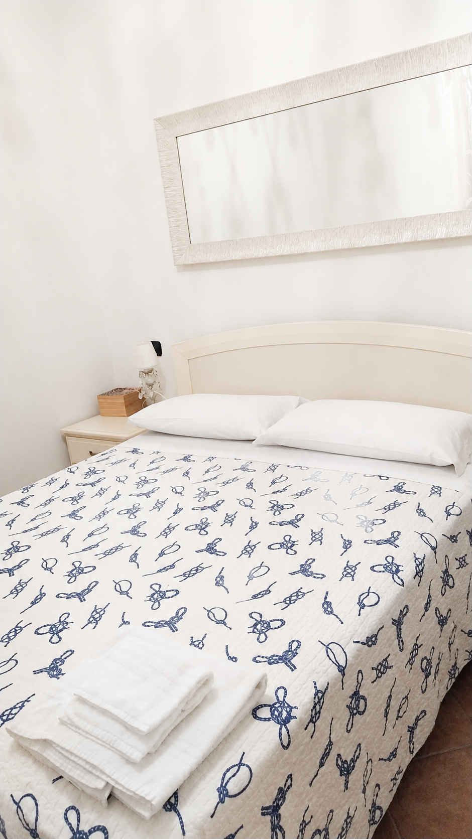 Villa Albarella — camera da letto