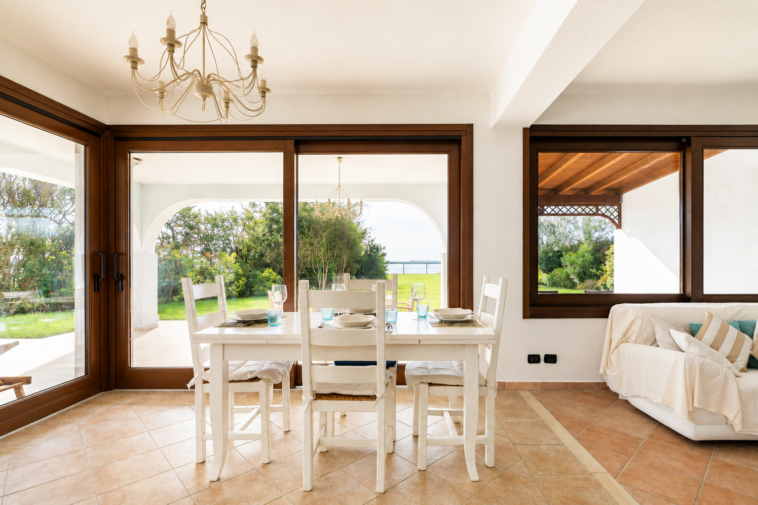 Villa Albarella — zona pranzo