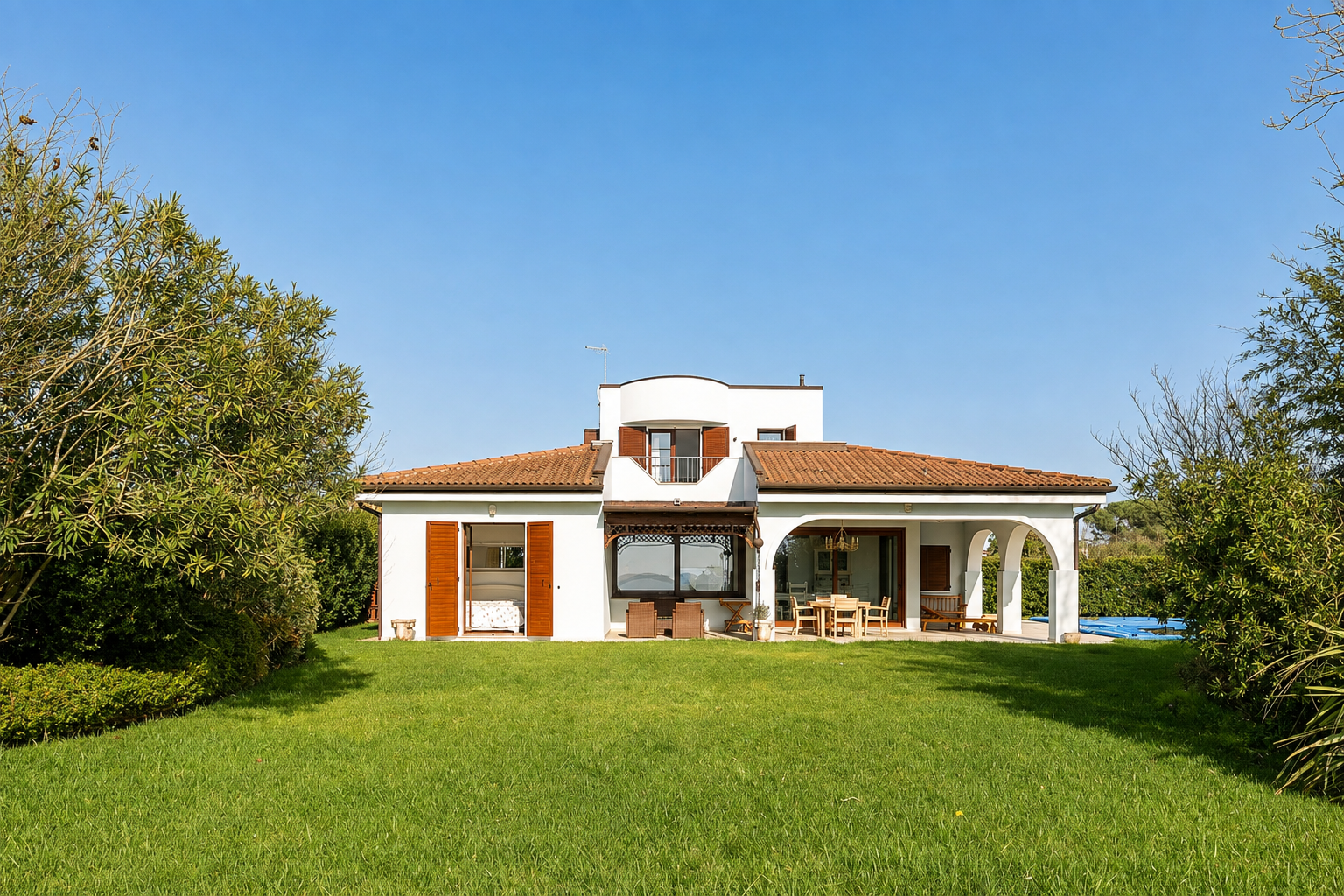 Villa Albarella — esterno