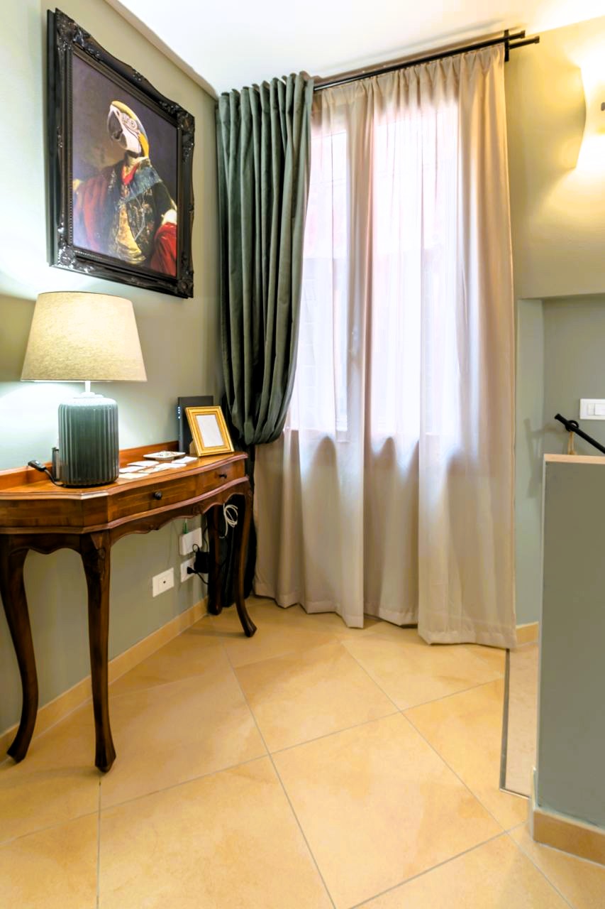 La Serenissima interior