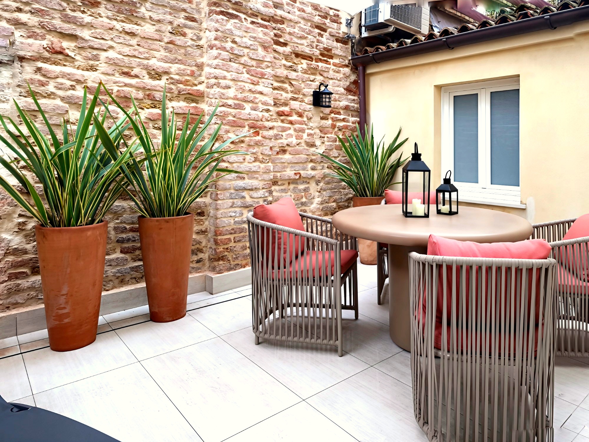 Dimora San Lorenzo courtyard